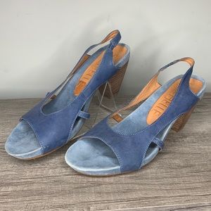 Like New Sachelle Blue Suede Peep Toe Sling Heels size 9